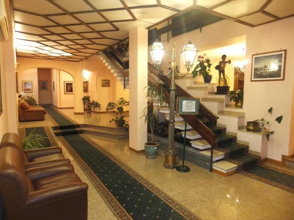 Hotel Primavera Dell'Etna Zafferana Etnea Eksteriør bilde