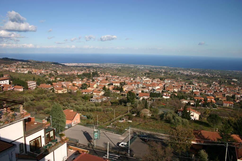 Hotel Primavera Dell'Etna Zafferana Etnea Eksteriør bilde